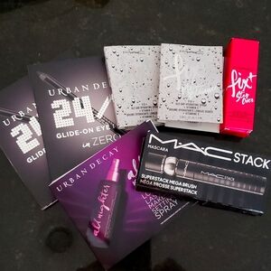 BNIB MAC and Urban Decay travel set